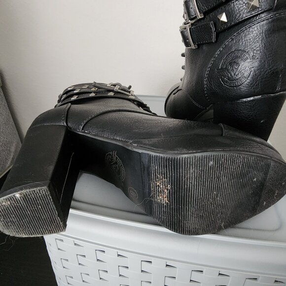 Milwaukee Leather Women's Black Lace-Up Boots with Triple Strap Studded, Size 8 - Picture 5 of 6